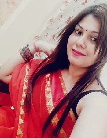 Ishita - Call Girl in Zirakpur